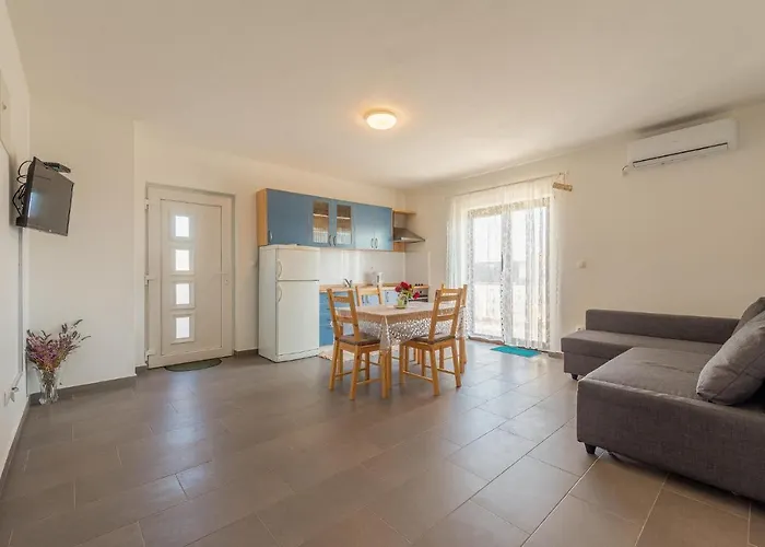 1 Bedroom Cozy In * Privlaka